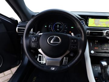 Lexus RC